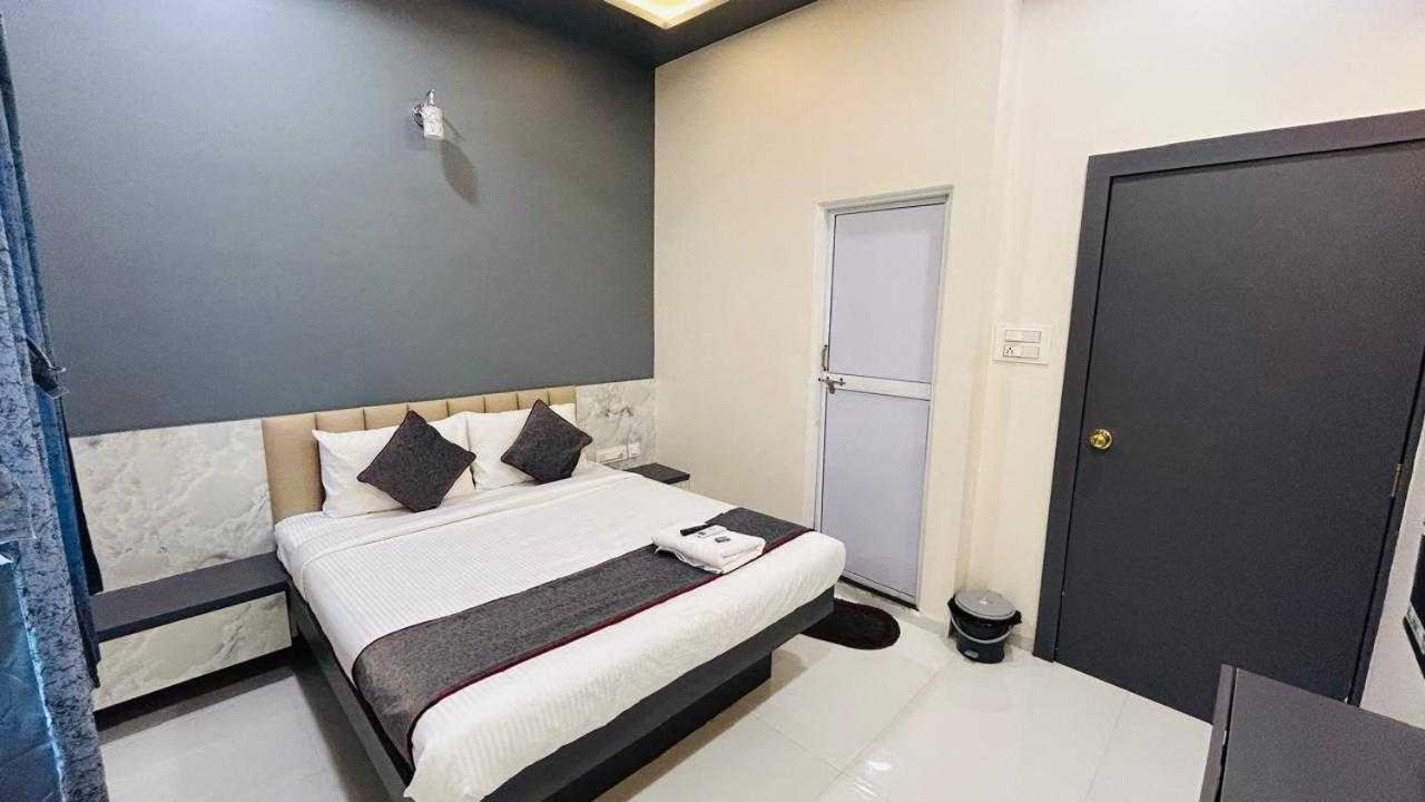 Oyo Hotel Elite Chandrapur Eksteriør billede