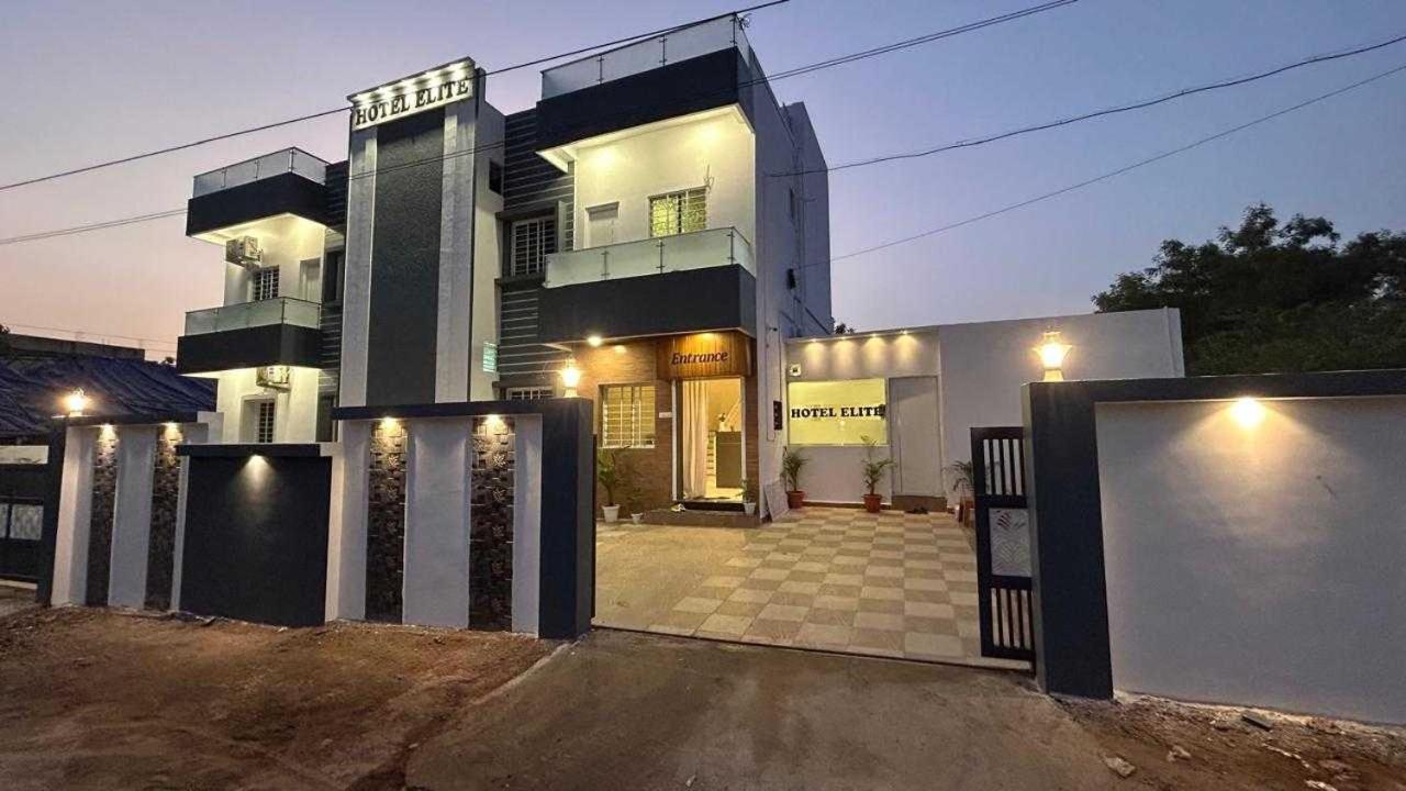 Oyo Hotel Elite Chandrapur Eksteriør billede