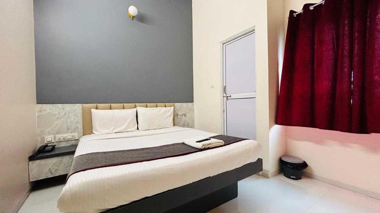 Oyo Hotel Elite Chandrapur Eksteriør billede